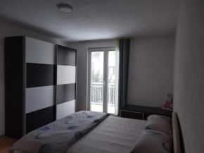 Apartman Leki